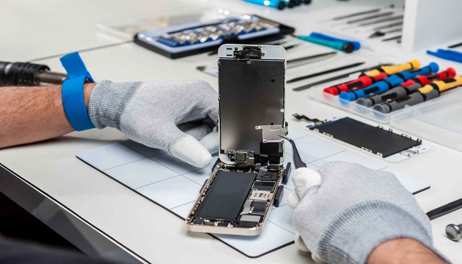 Comment réparer son iPhone en panne ?